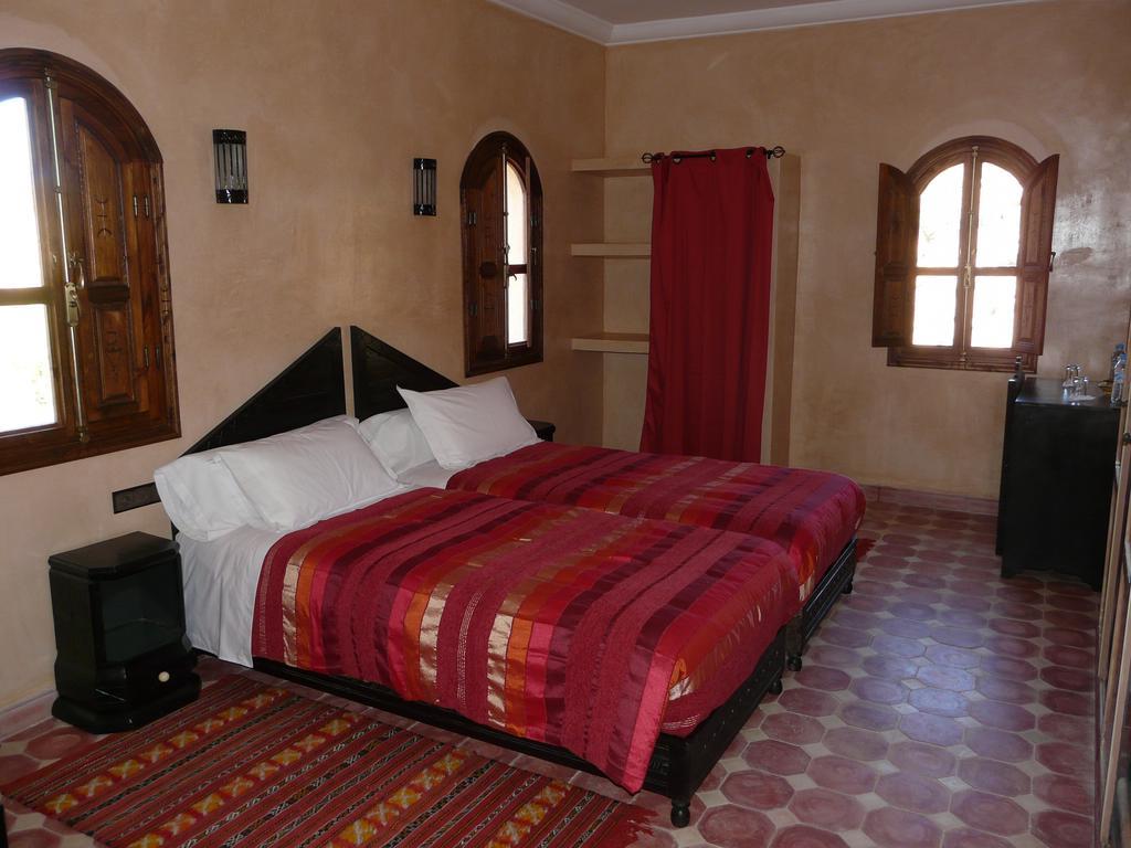 Elmalara Hotel Tafraout Buitenkant foto