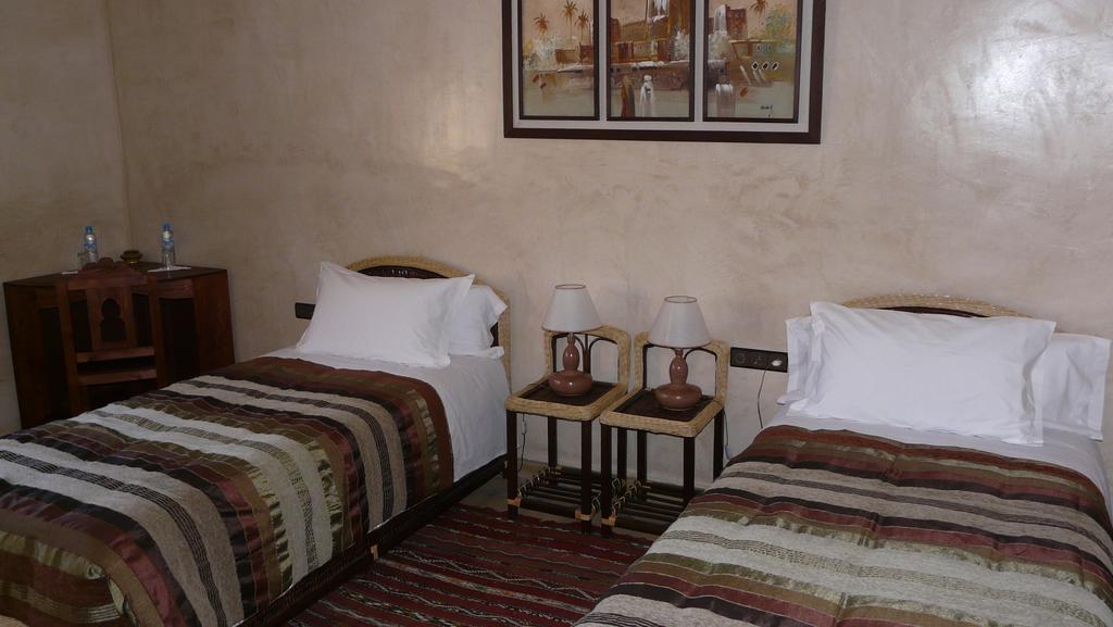 Elmalara Hotel Tafraout Buitenkant foto
