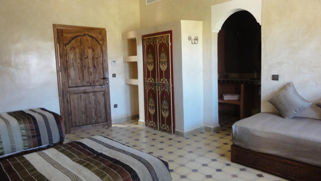 Elmalara Hotel Tafraout Buitenkant foto